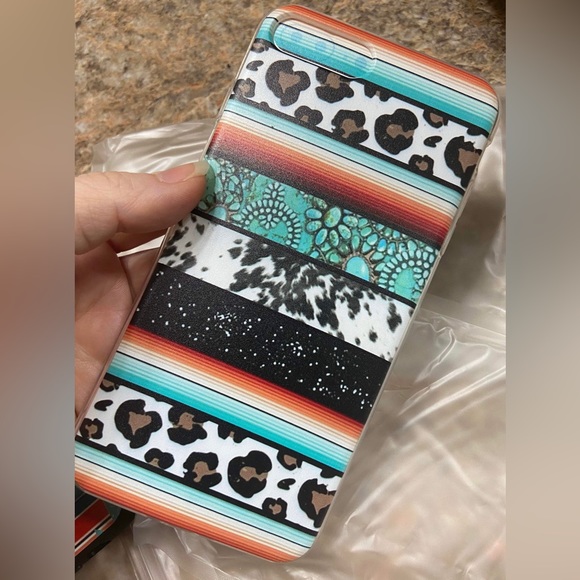 3 IPhone 7/8 Plus Cases - Picture 2 of 3